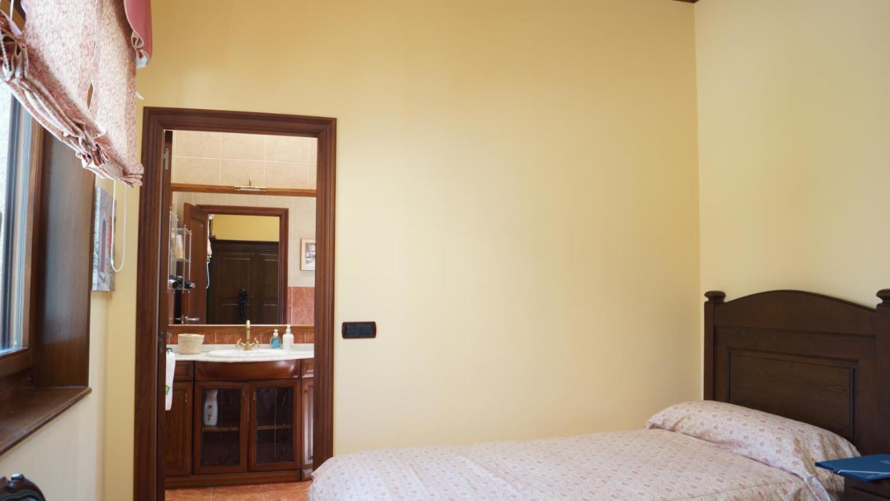 Hotel Batan Vilalba Exterior photo